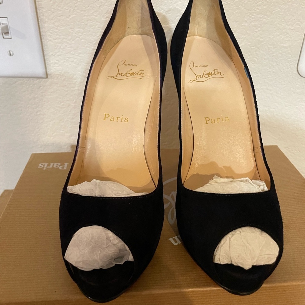 Christian Louboutin Very Prive Black Suede Veau Velour platform pumps EU38.5 - Picture 12 of 12